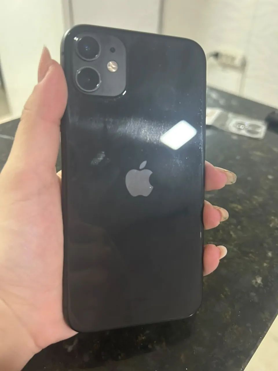 VENDO IPHONE 11  - Foto 3