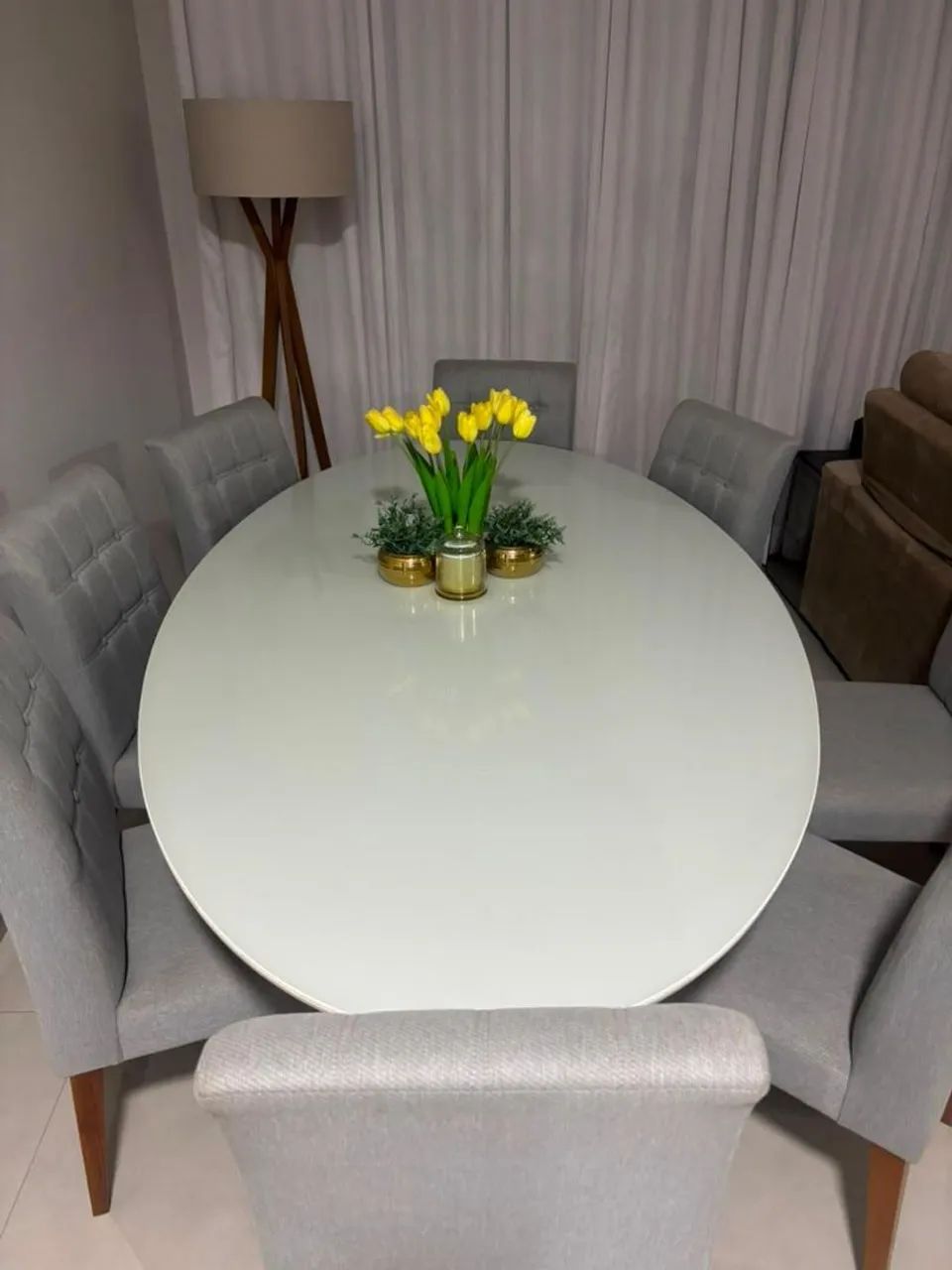 Mesa de jantar com 8 cadeiras - Foto 4