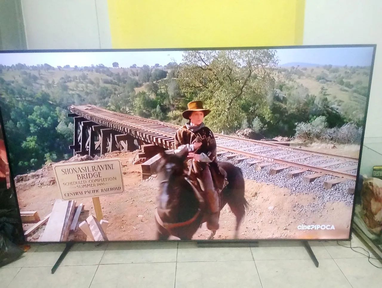 TV SAMSUNG CRISTAL 85 POLEGADAS  - Foto 5
