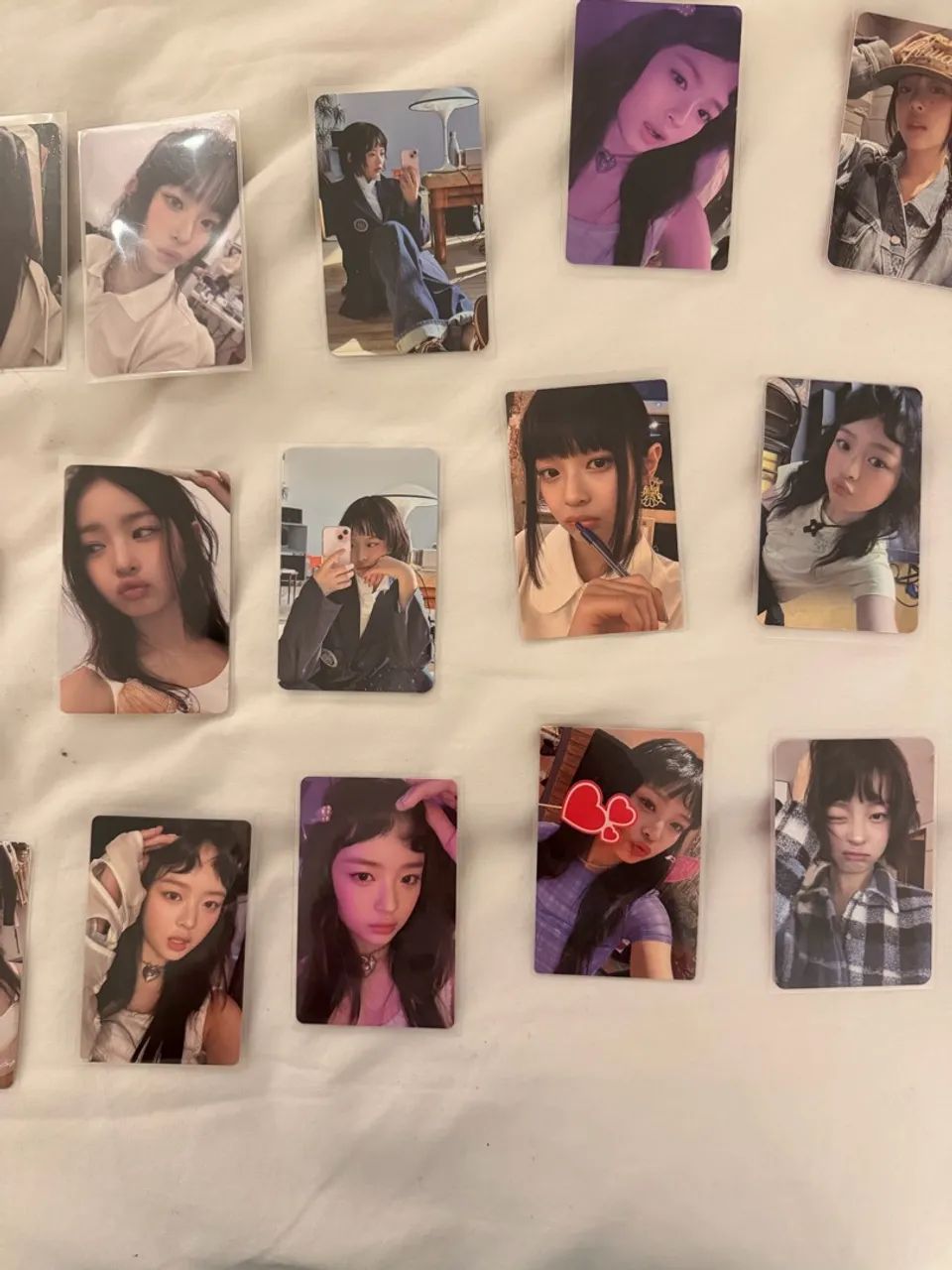 24 photocards hanni new jeans - Foto 3