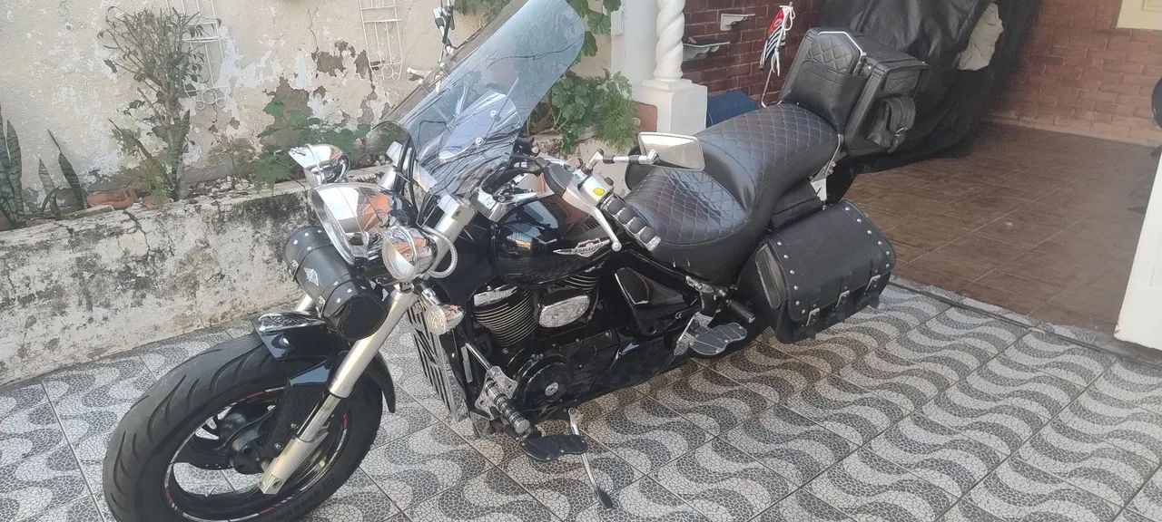 Boulevard M800