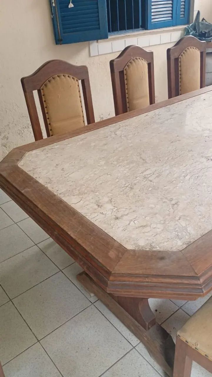 Mesa de madeira com mármore. - Foto 3