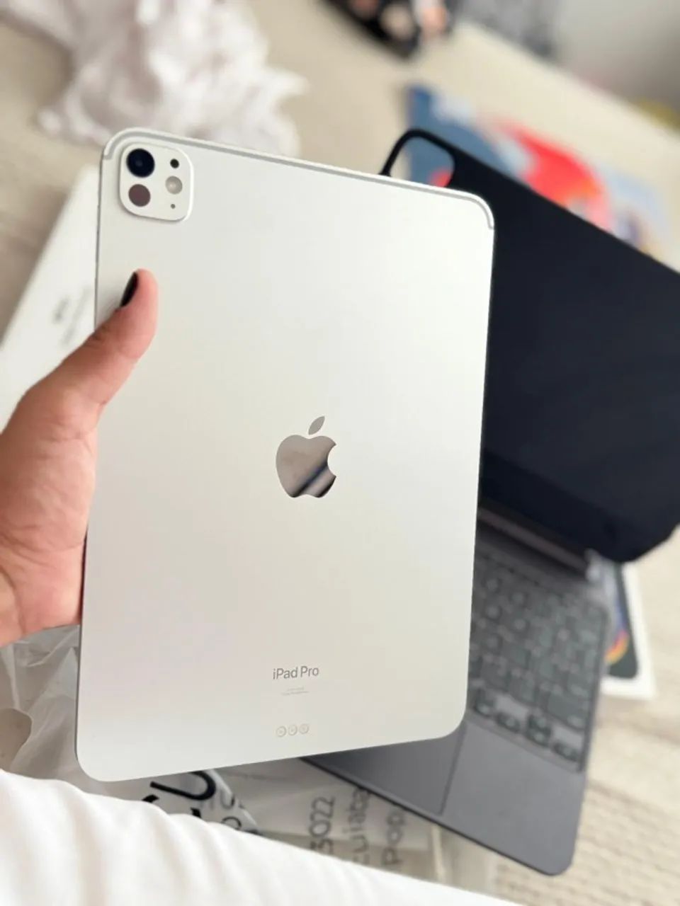 Ipad Pro com acessórios- completo