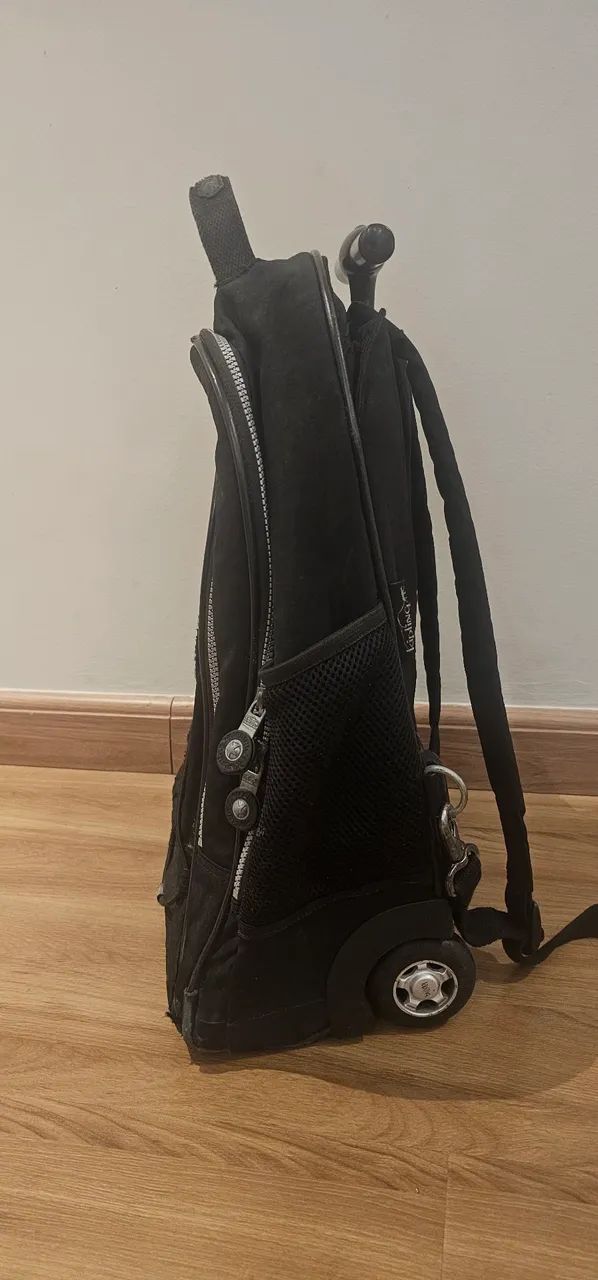 Mochila Kippling de Rodinha - Foto 4