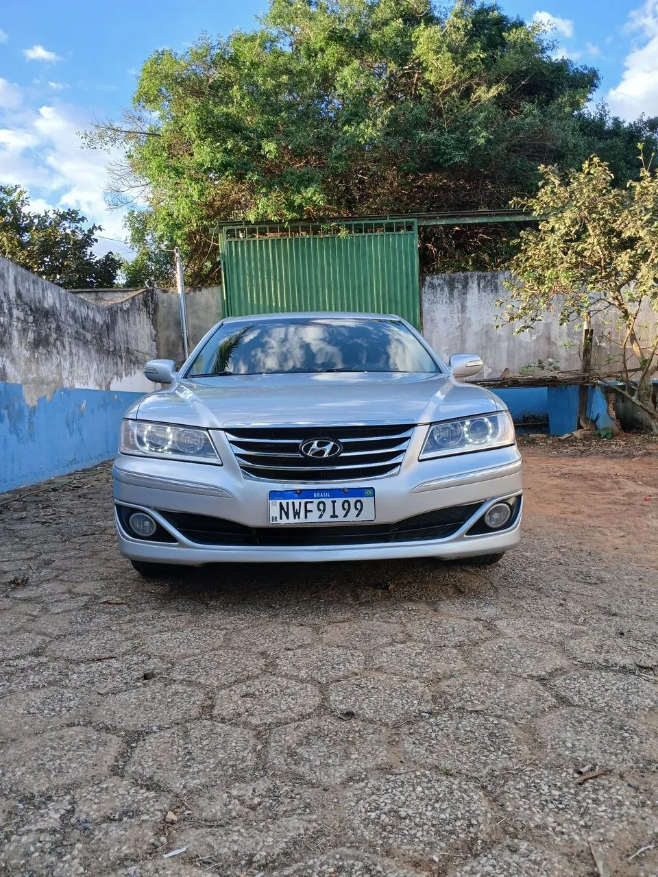Hyundai Azera 2011