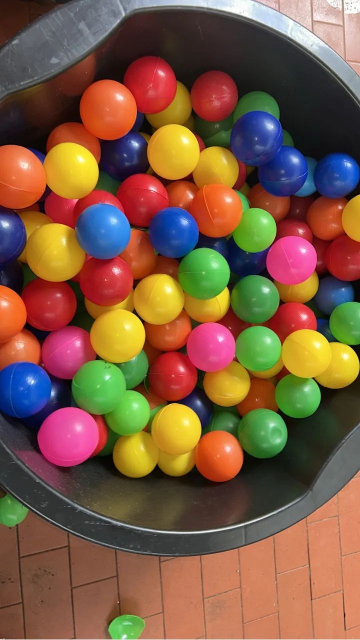 180 unidades de Bolinhas para piscina  - Foto 2