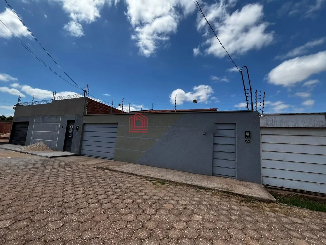 Casa ampla para locação