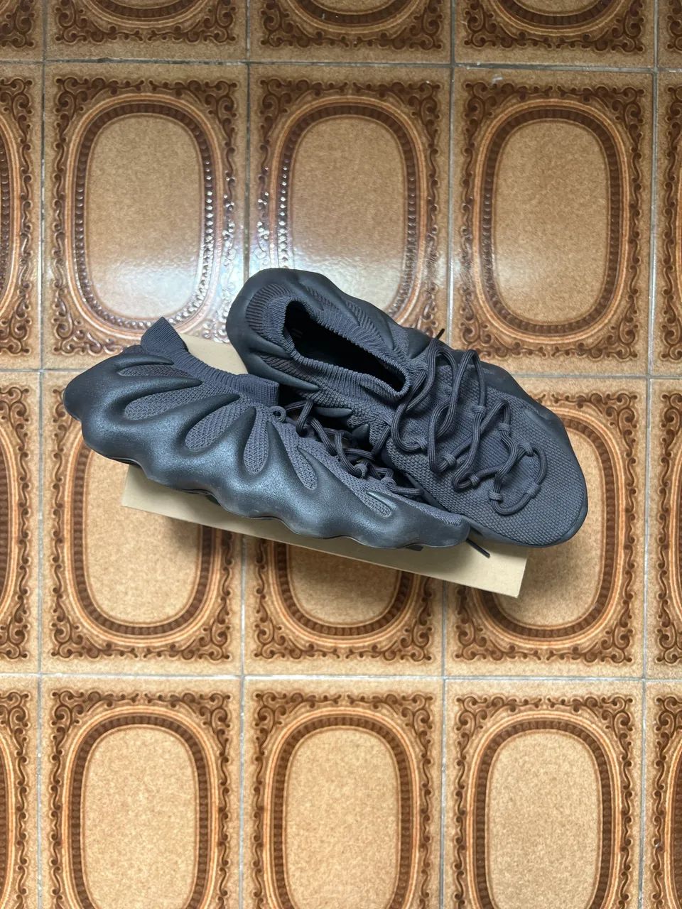 Tênis Yeezy 450 Preto Original com Caixa - BR44
