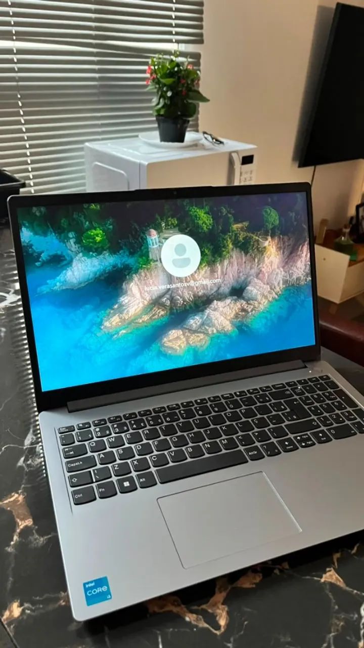 Vendo Notebook Lenovo IdeaPad 1 15IAU7  - Foto 2