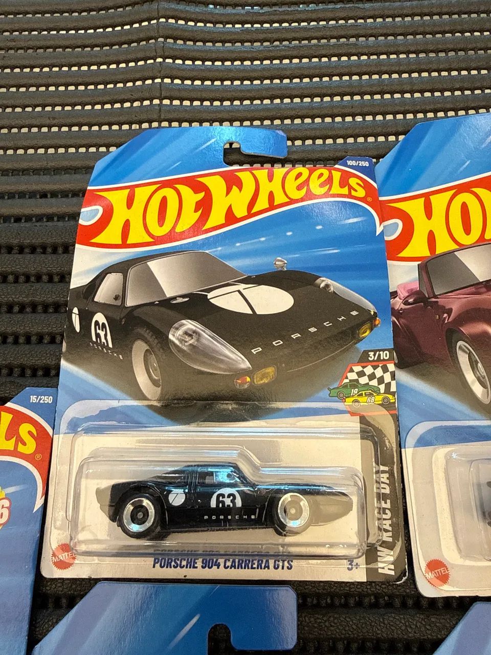 Lote com 4 Porshe Hotwheels  - Foto 5