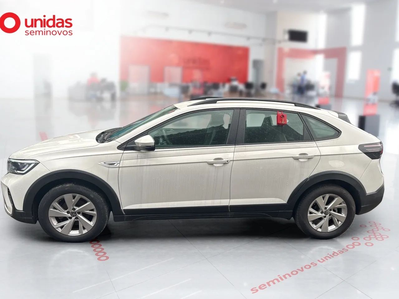 Volkswagen Nivus Comfortline 1.0 200 TSI Flex Aut., foto 8 de 16