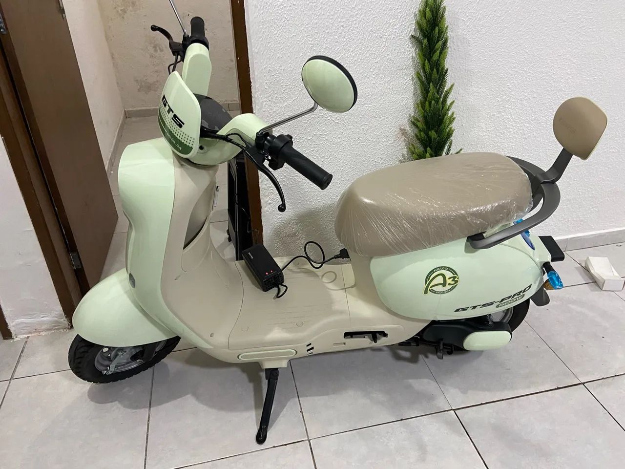 Moto elétrica scooter a3 gts pro 600w  - Foto 2
