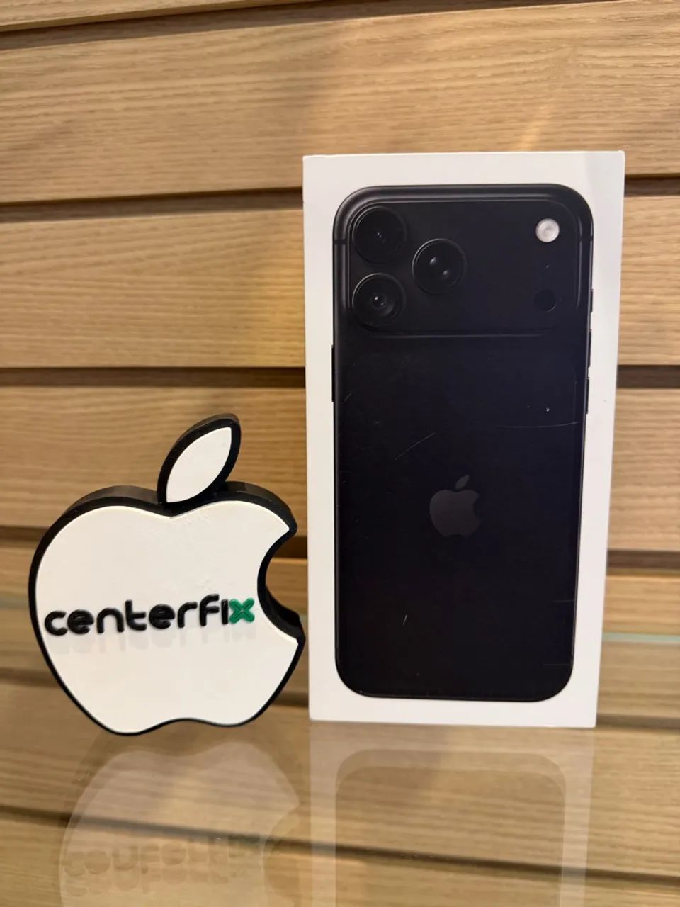 iphone 18 pro Max 256gb dark black lacrado com garantia de 2 ano 