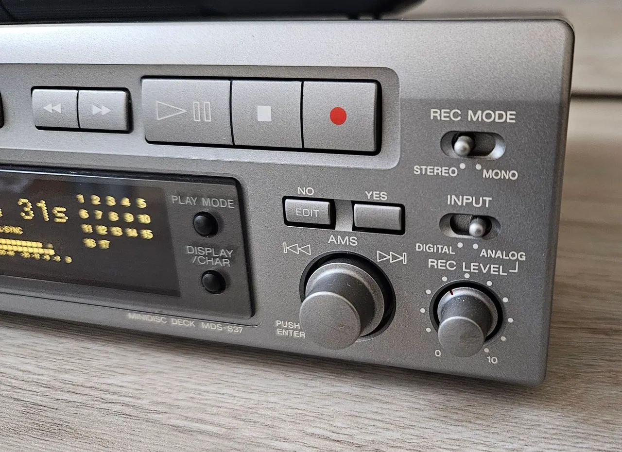 ソニー MDレコーダー MDS‐S37 Md Minidisc Sony MDS-S37 - Muito Novo!!! - Aparelhos de Som