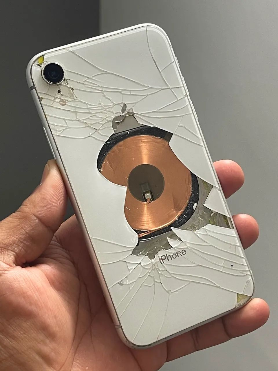 iPhone XR Branco - Barato - Foto 4
