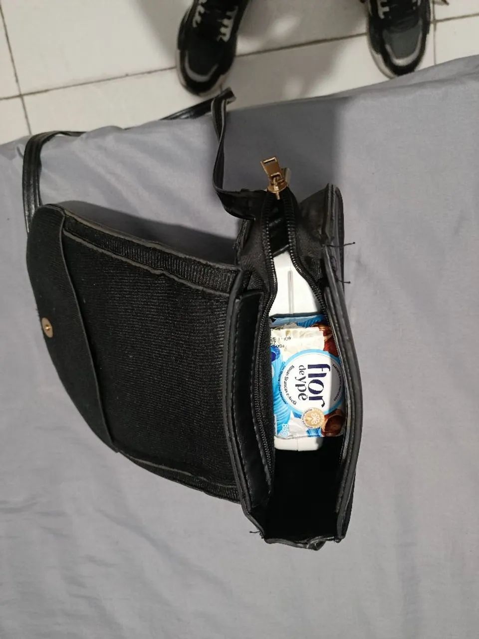 Bolsa Feminina Preta - Oportunidade  - Foto 5