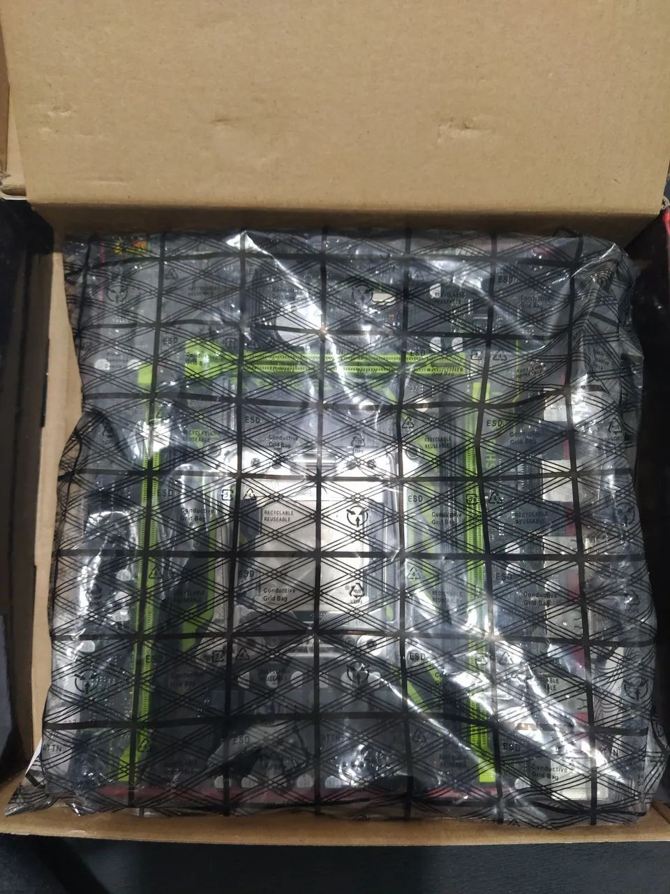 Kit Xeon E2650 V4 e placa mãe x99 da Zsus  - Foto 3
