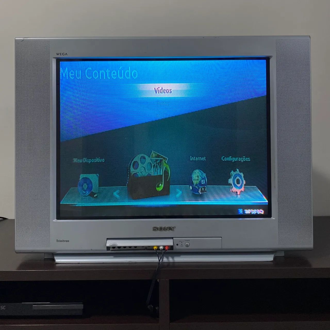 TV SONY WEGA Trinitron 29" 29FS110