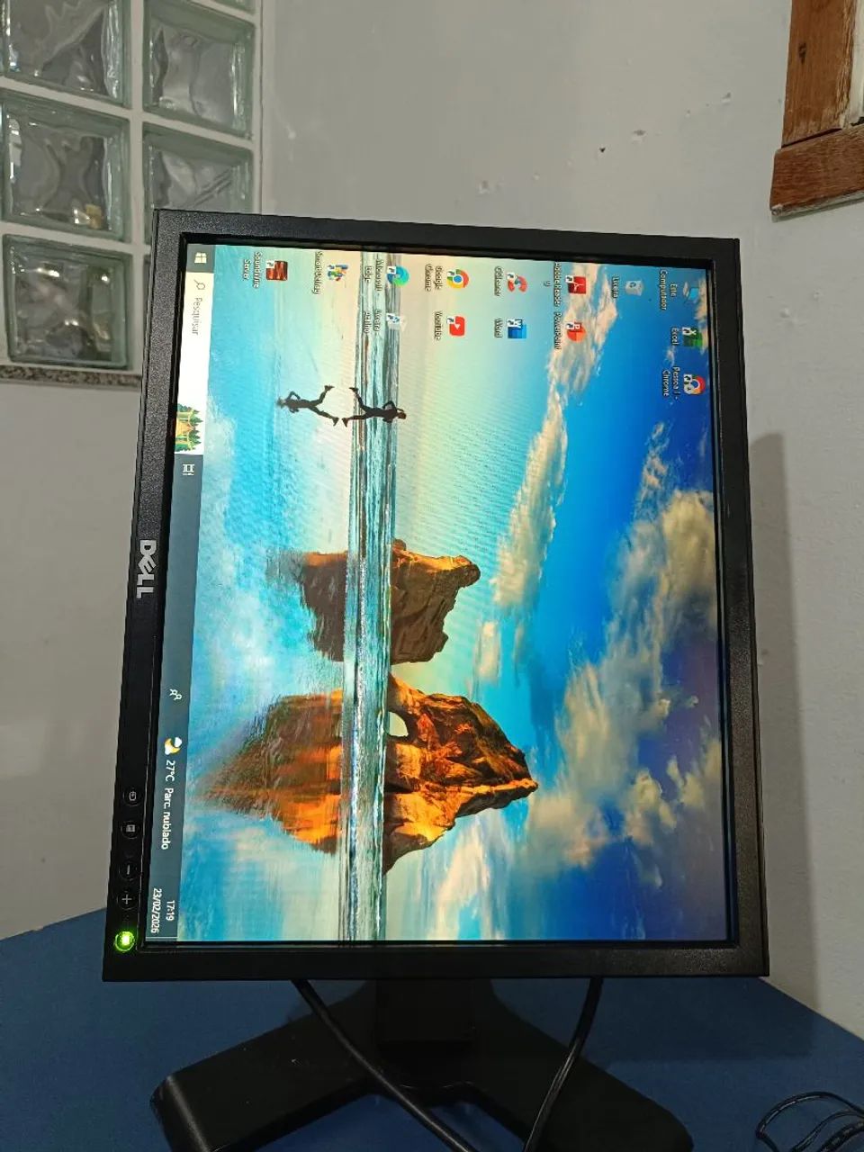 Monitor Dell 20" tela giratória c/ajuste de altura  - Foto 4