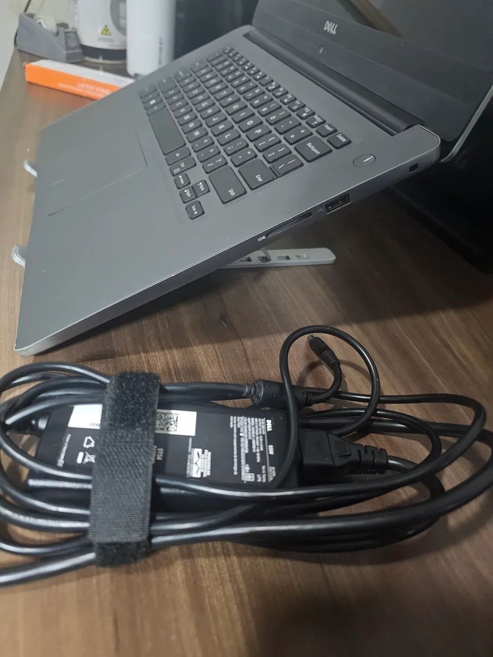 Notebook Dell i7 com placa de vídeo e acessórios - Foto 5