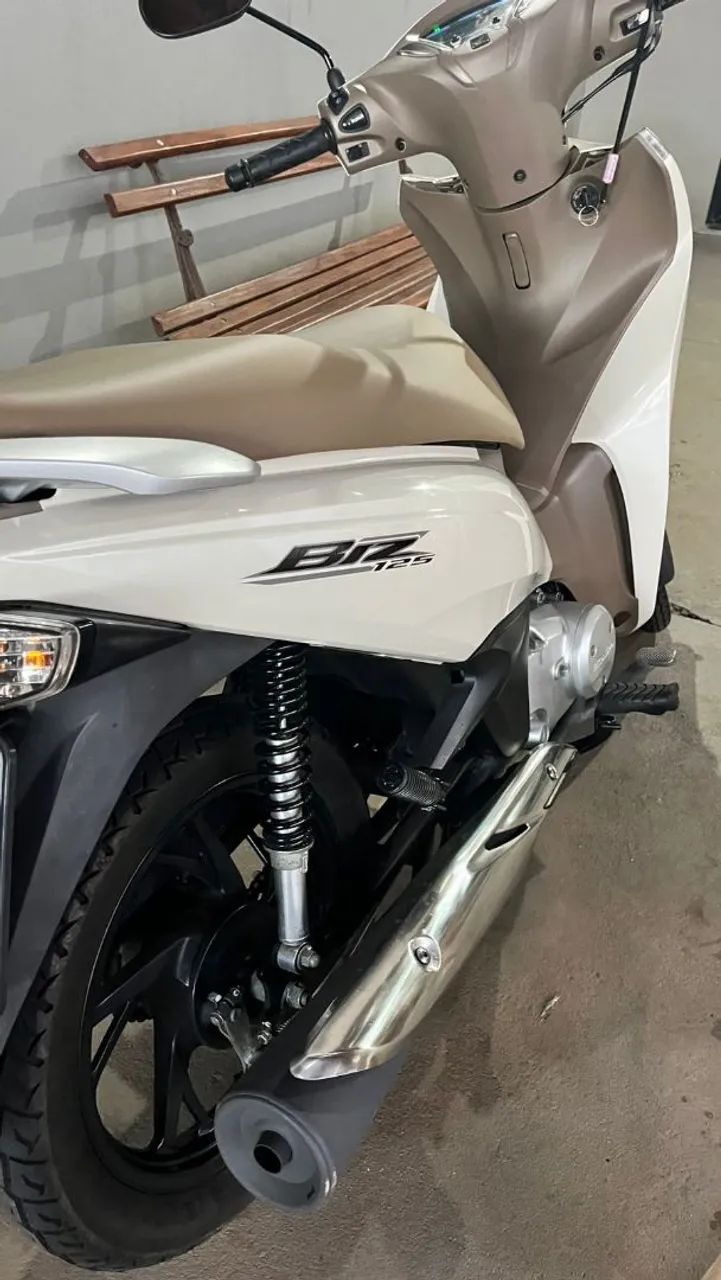 Vende se  - Foto 4