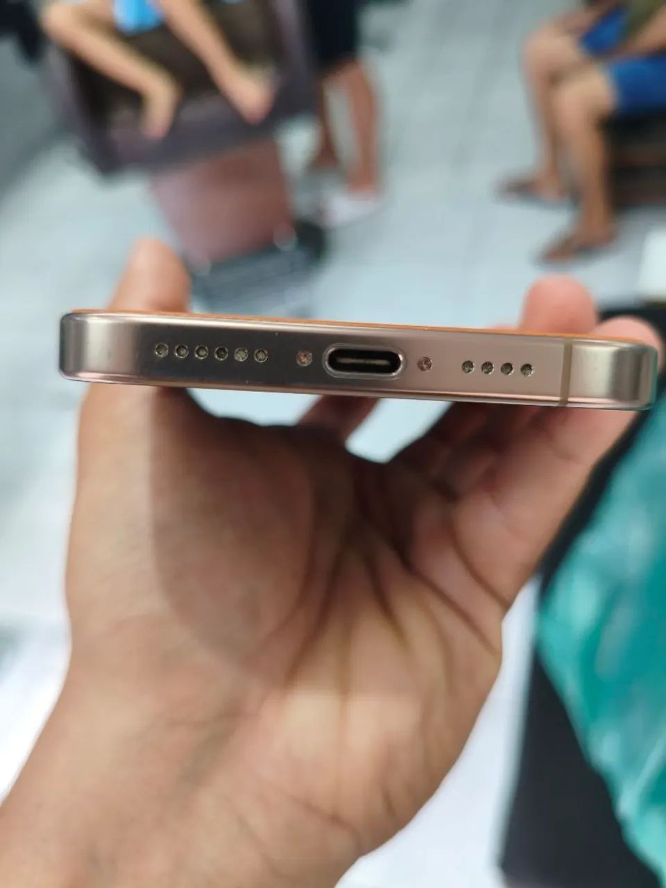 iPhone 16 pro max desert - Foto 4