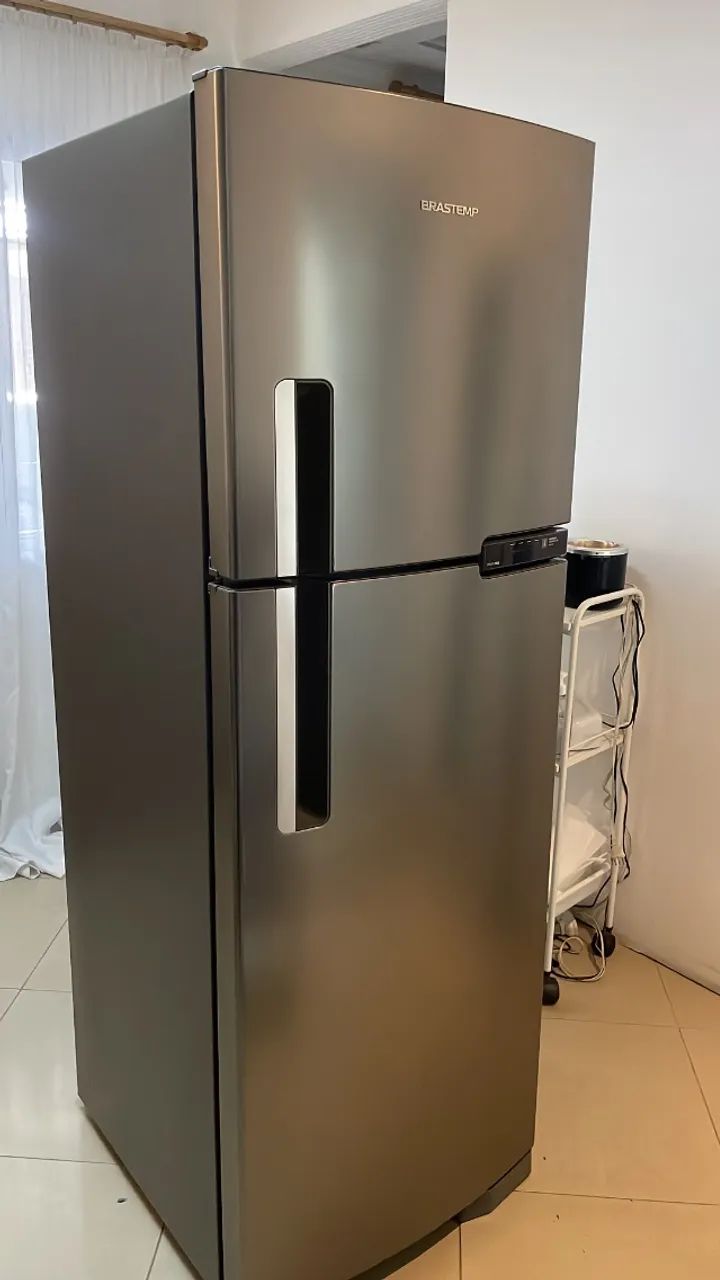 Geladeira Brastemp Frost Free Duplex 375L Inox com Compartimento Extrafrio Fresh Zone