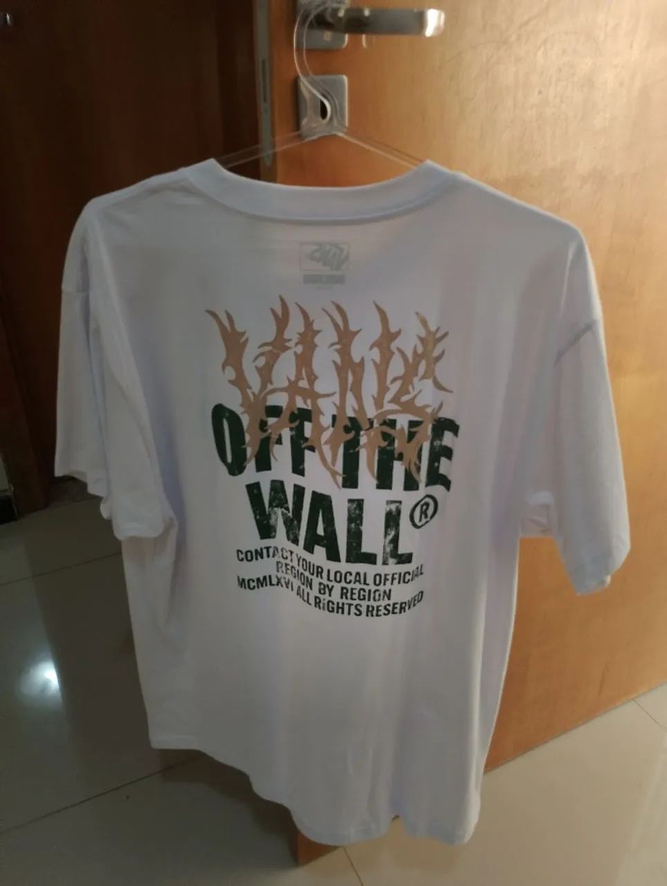 Vendo camisa vans off the wall  - Foto 4
