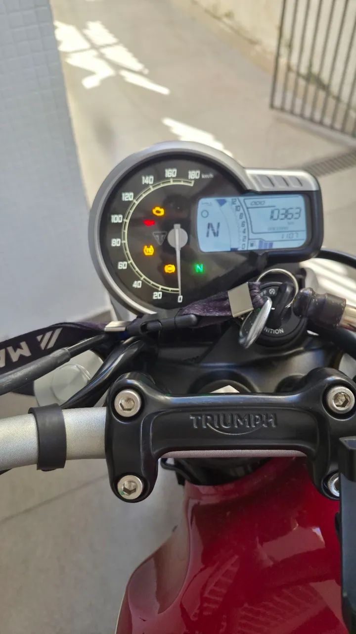TRIUMPH SPEED 400  - Foto 5