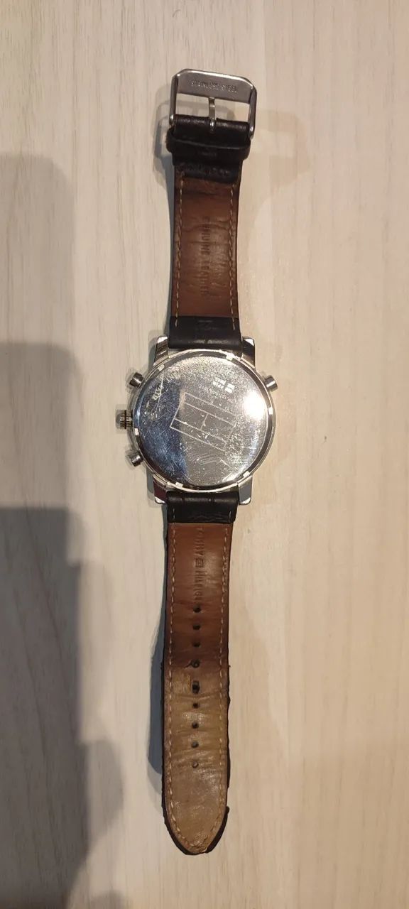Vendo relógio Tommy Hilfiger (Original) - Foto 2
