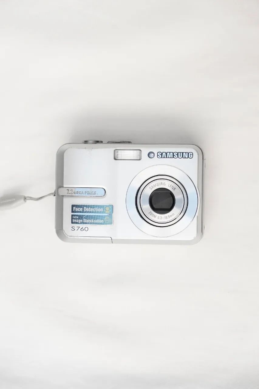  Samsung S760  (câmera digital - digicam)