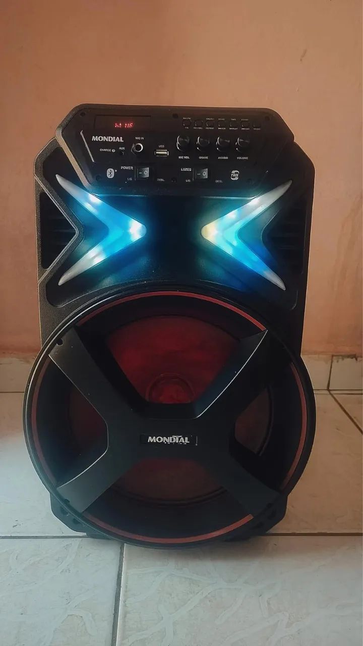 Caixa amplificada mondial