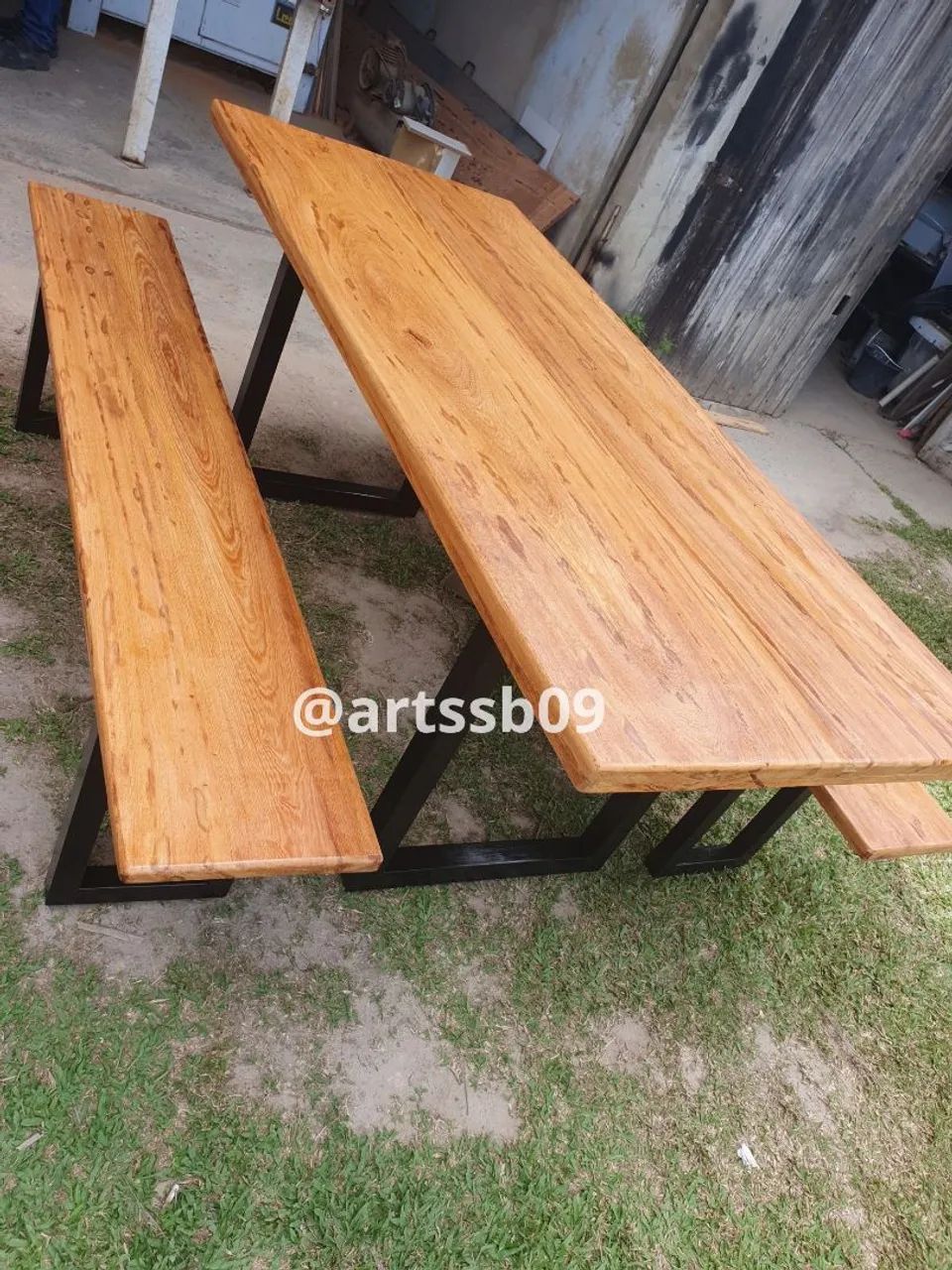 Mesa de Jantar de madeira  - Foto 2