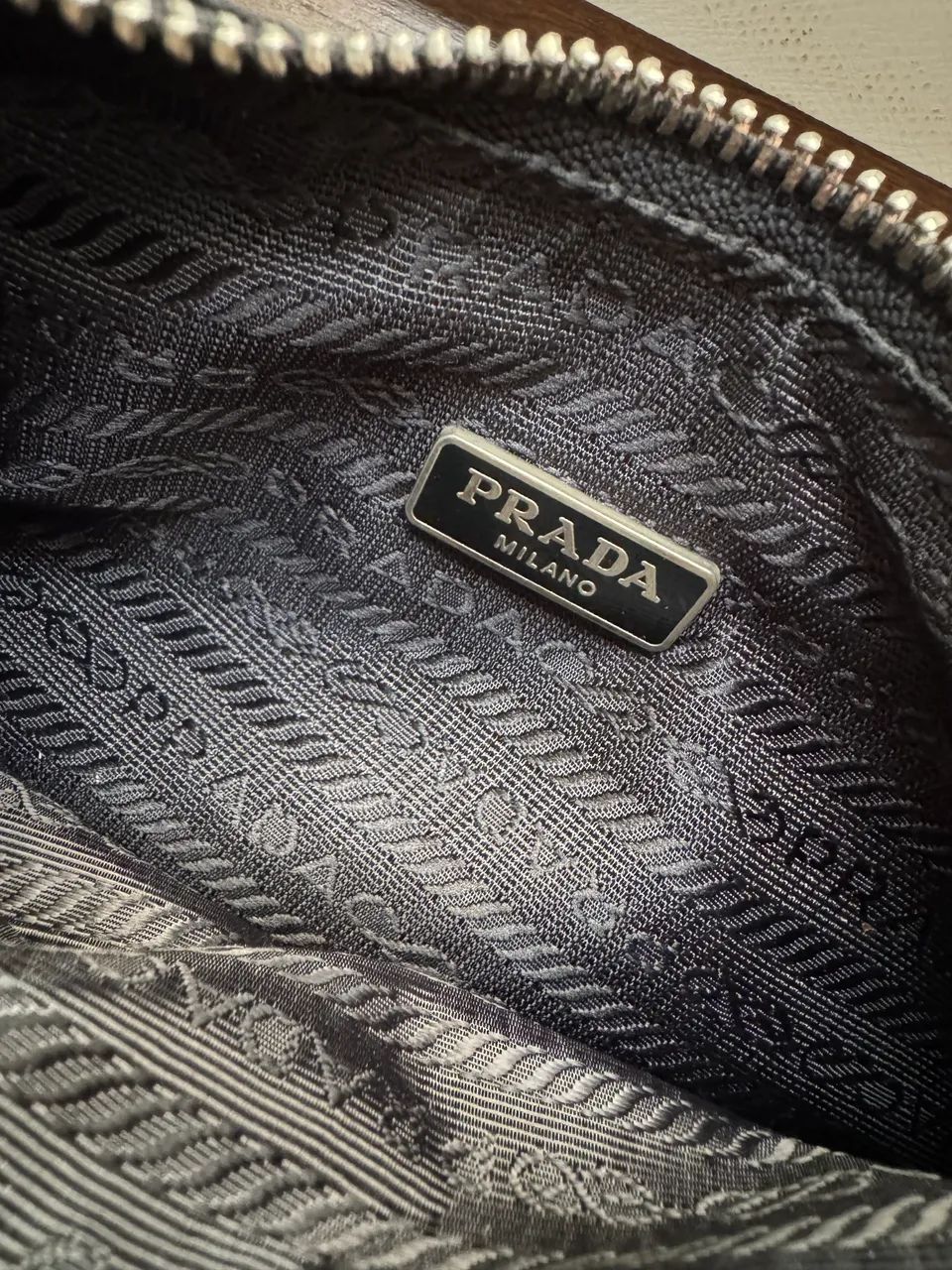 Bolsa re-editon Prada  - Foto 5