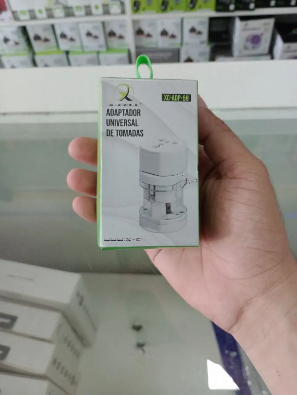 Adaptador universal de tomadas 