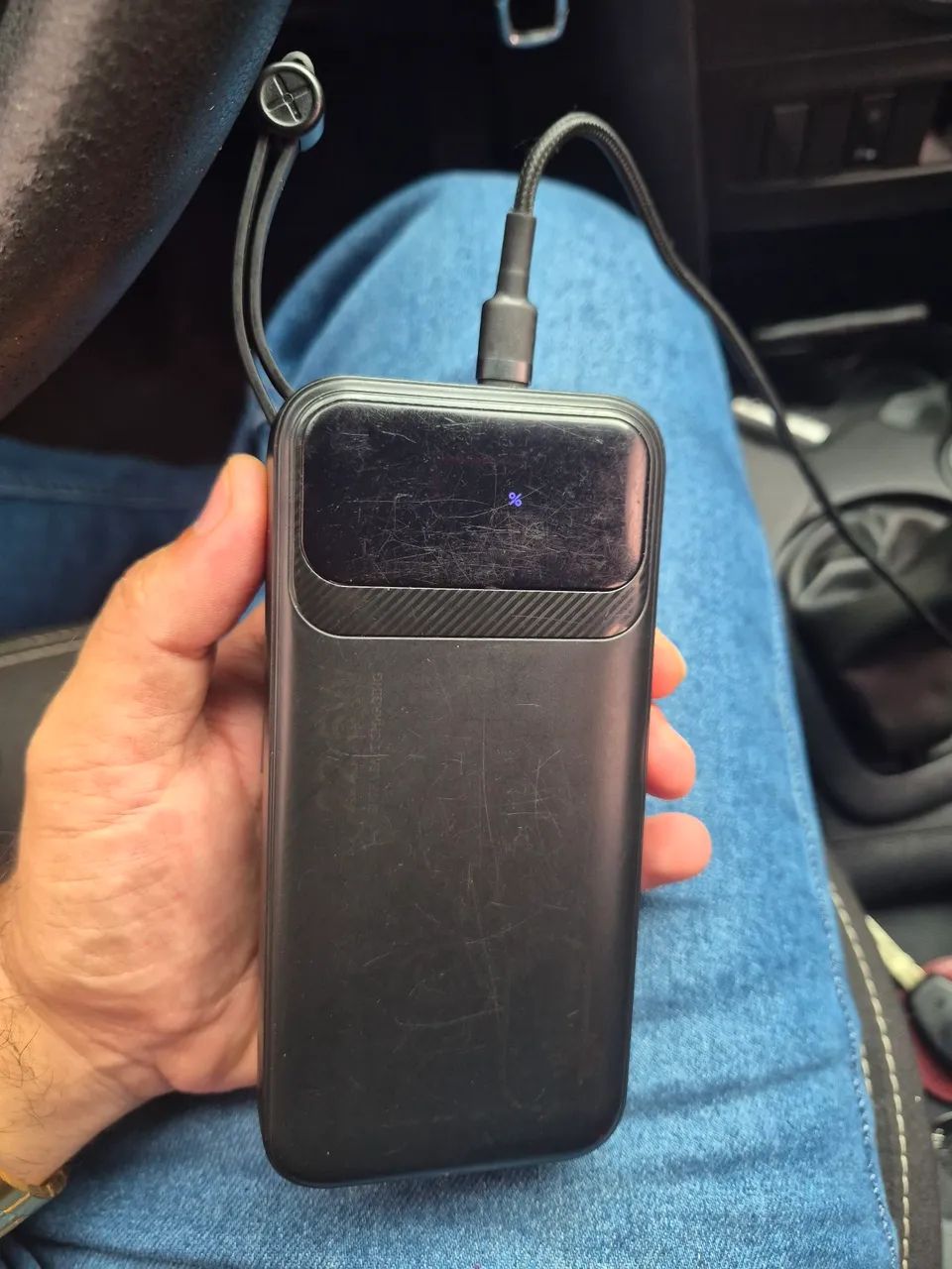 Power Bank 20.000mAh com Cabos Embutidos - Display Digital - Foto 4