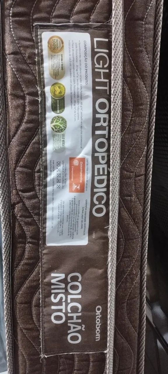 Colchão ortopédico ORTOBOM em excelente estado. 