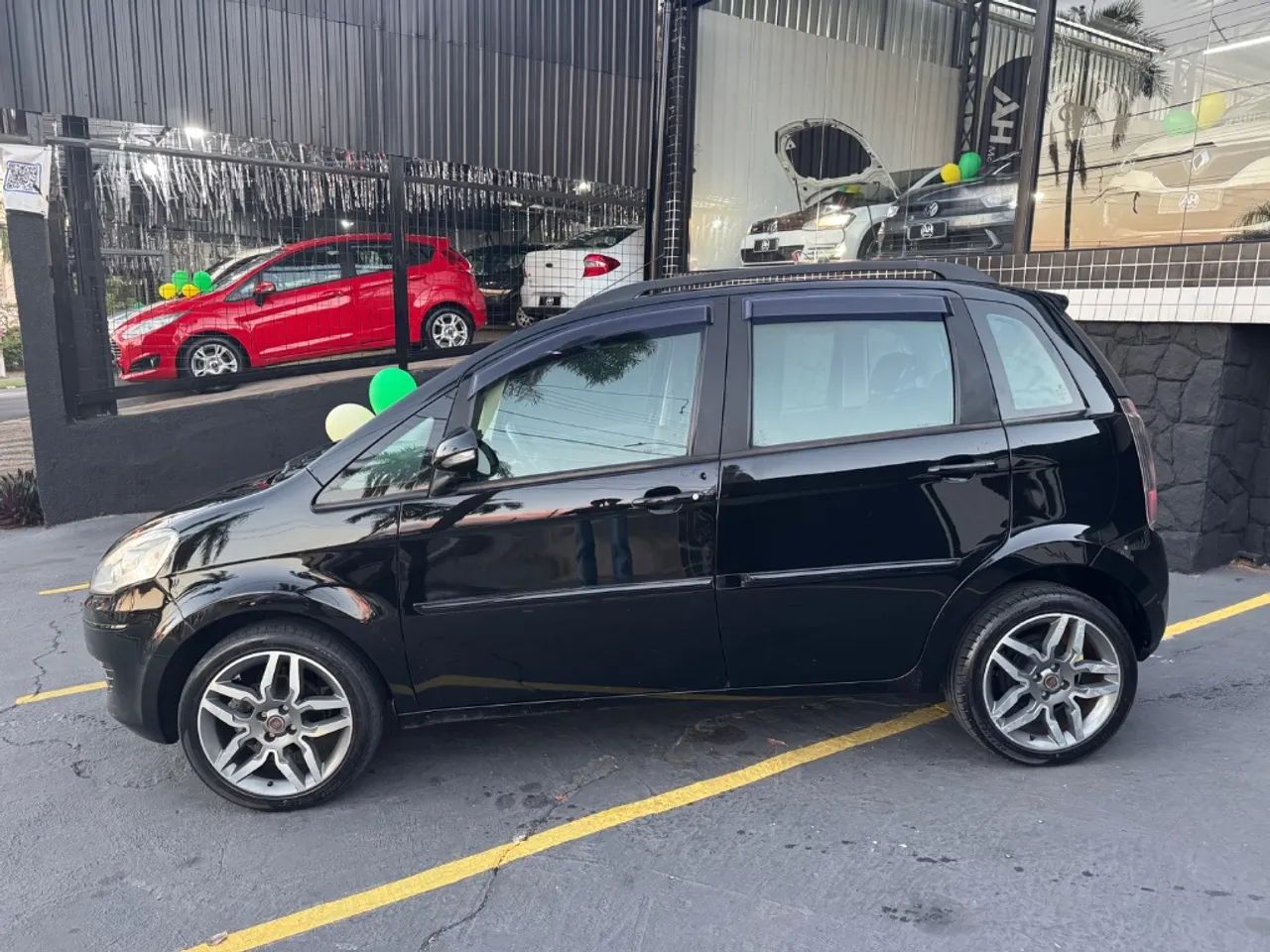 Fiat Idea Attractive 1.4 Fire Flex 8V 5P 2014 - Foto 5