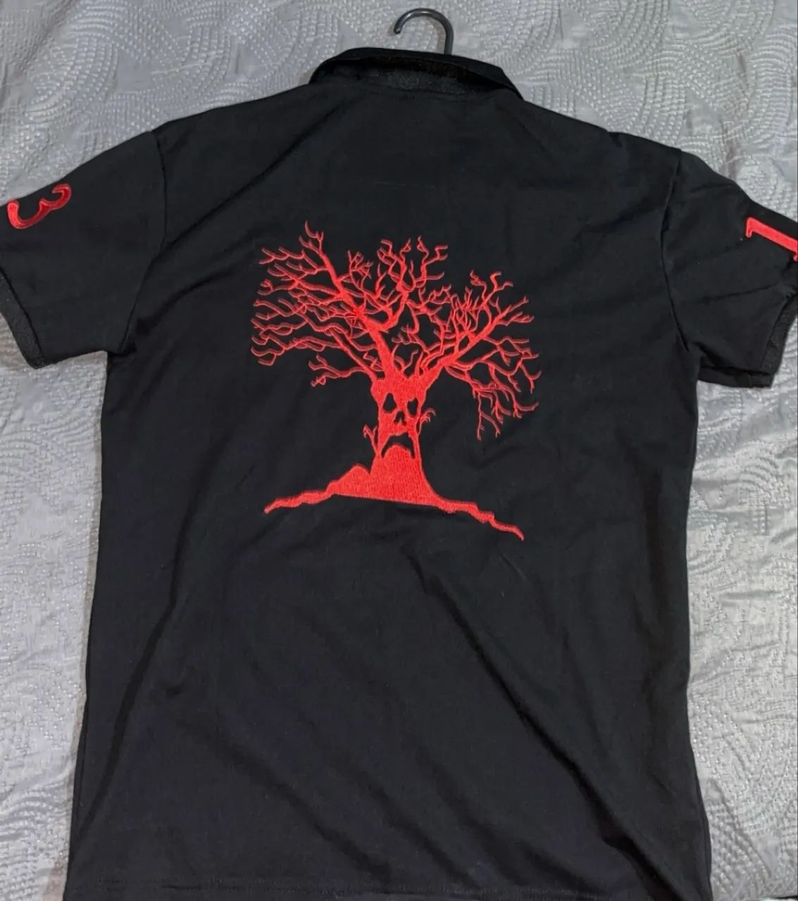 Camiseta Haunted Mound (polo) - Roupas - Brasil, Uberlândia