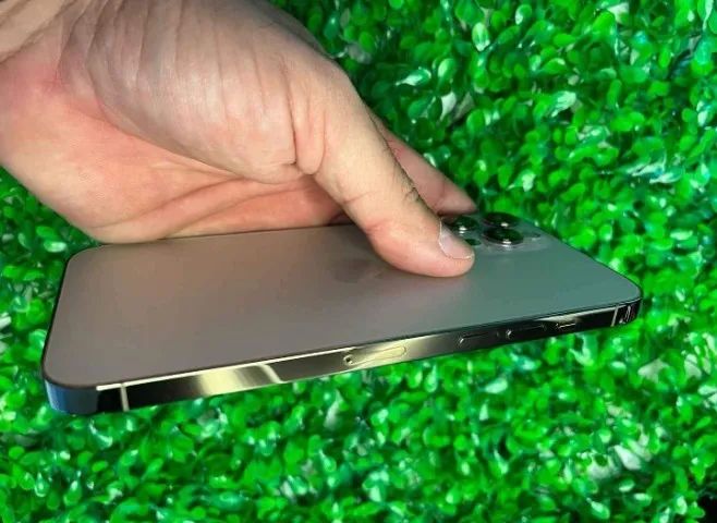 Iphone 12 pro max gold - Foto 2