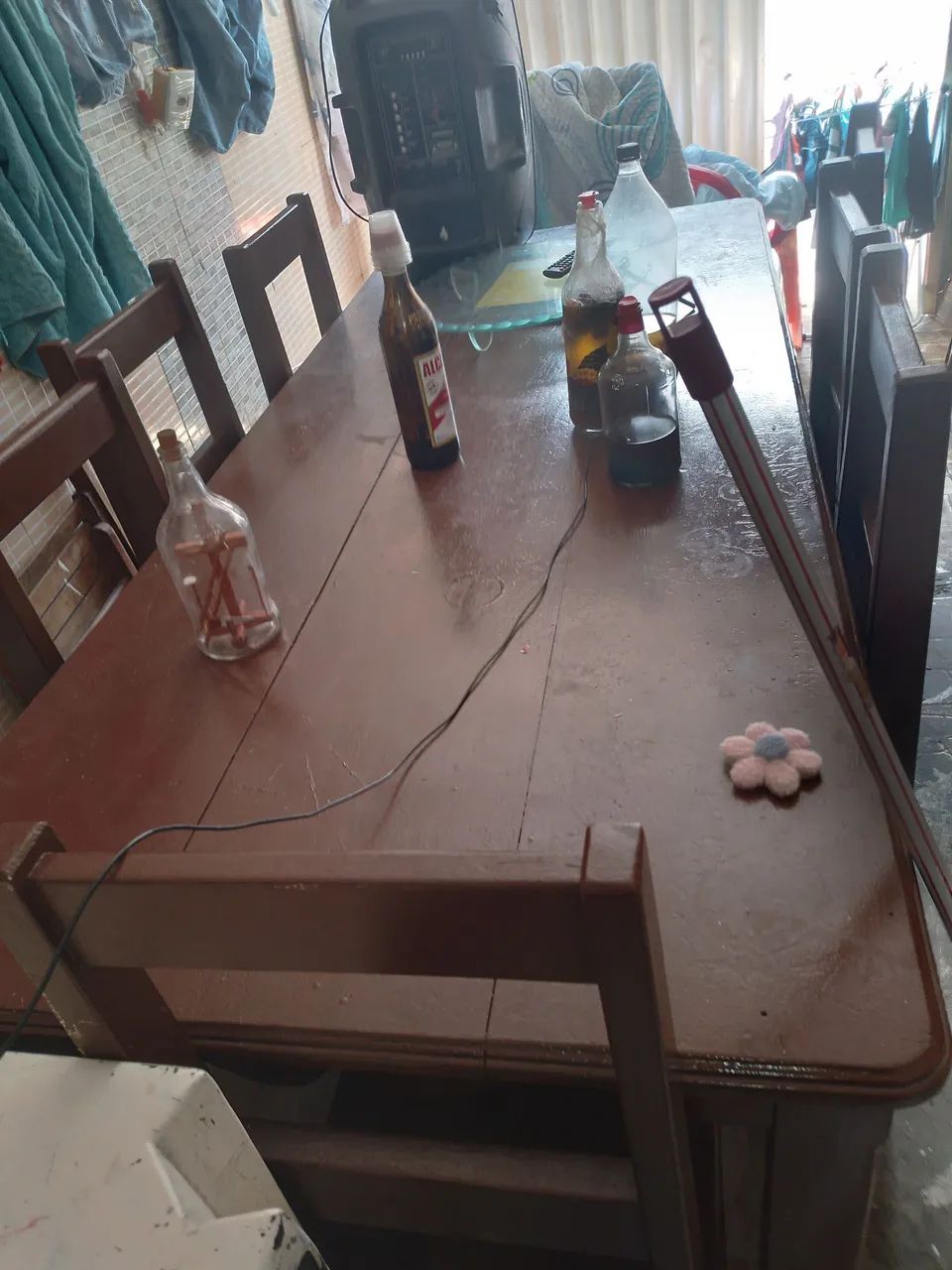 Jogo de mesa de masaranduba com 8 cadeiras 