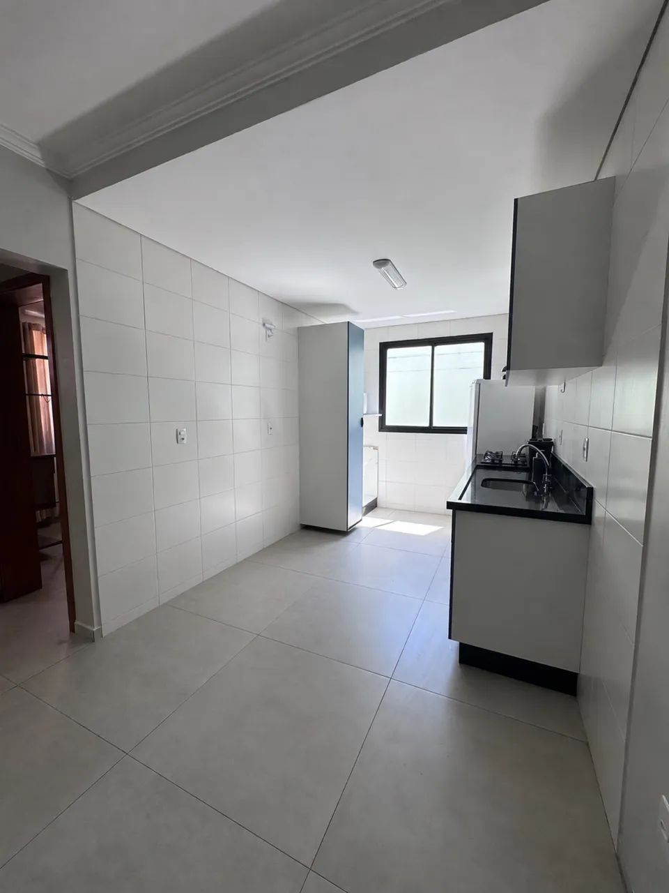 Alugo apartamento de 2 quartos novo campeche.  - Foto 2
