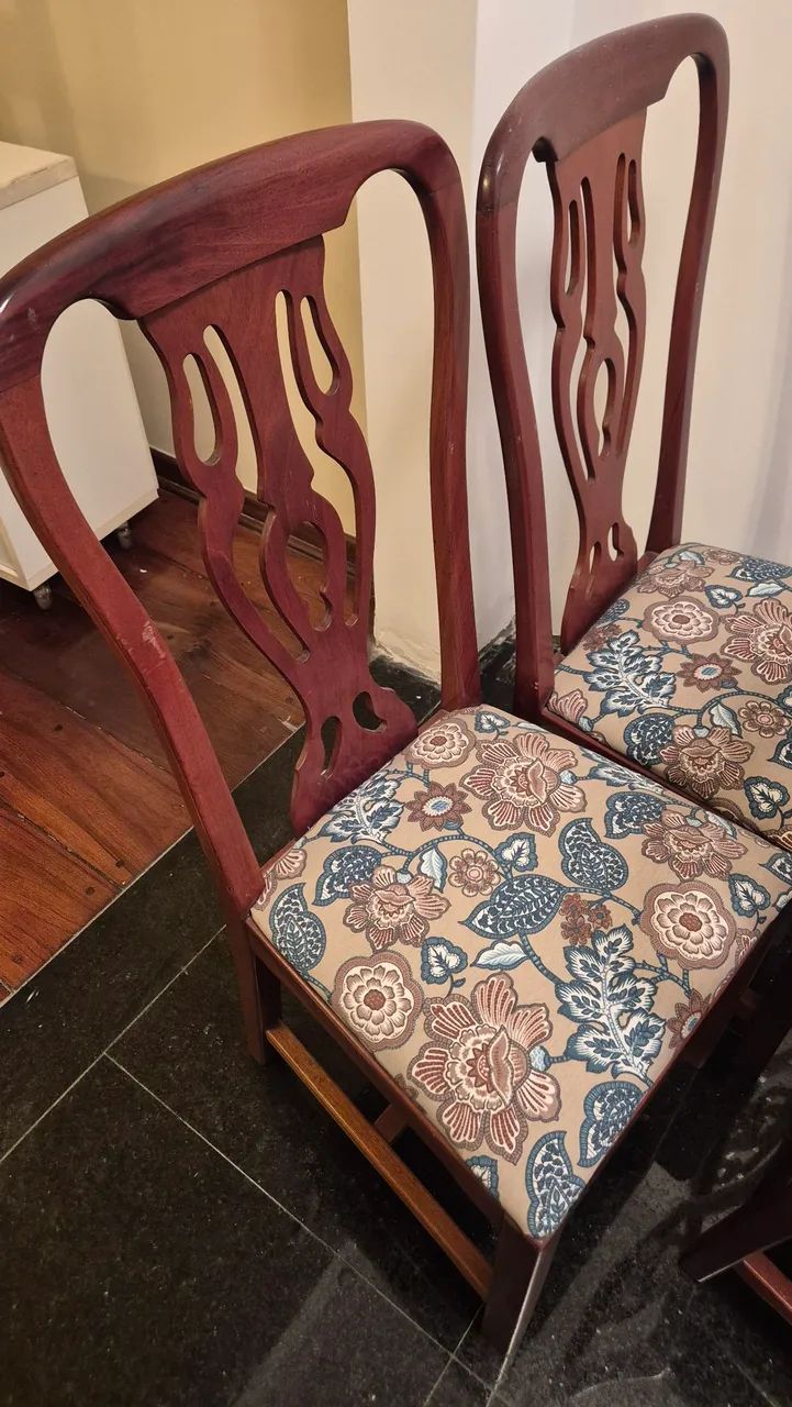 Vendo Mesa de Jantar com 4 Cadeiras - Foto 4