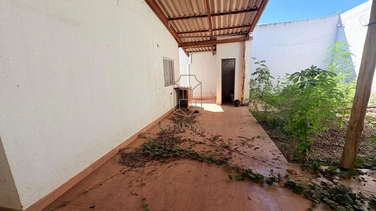 CASA À VENDA  Condomínio Morada do Faval