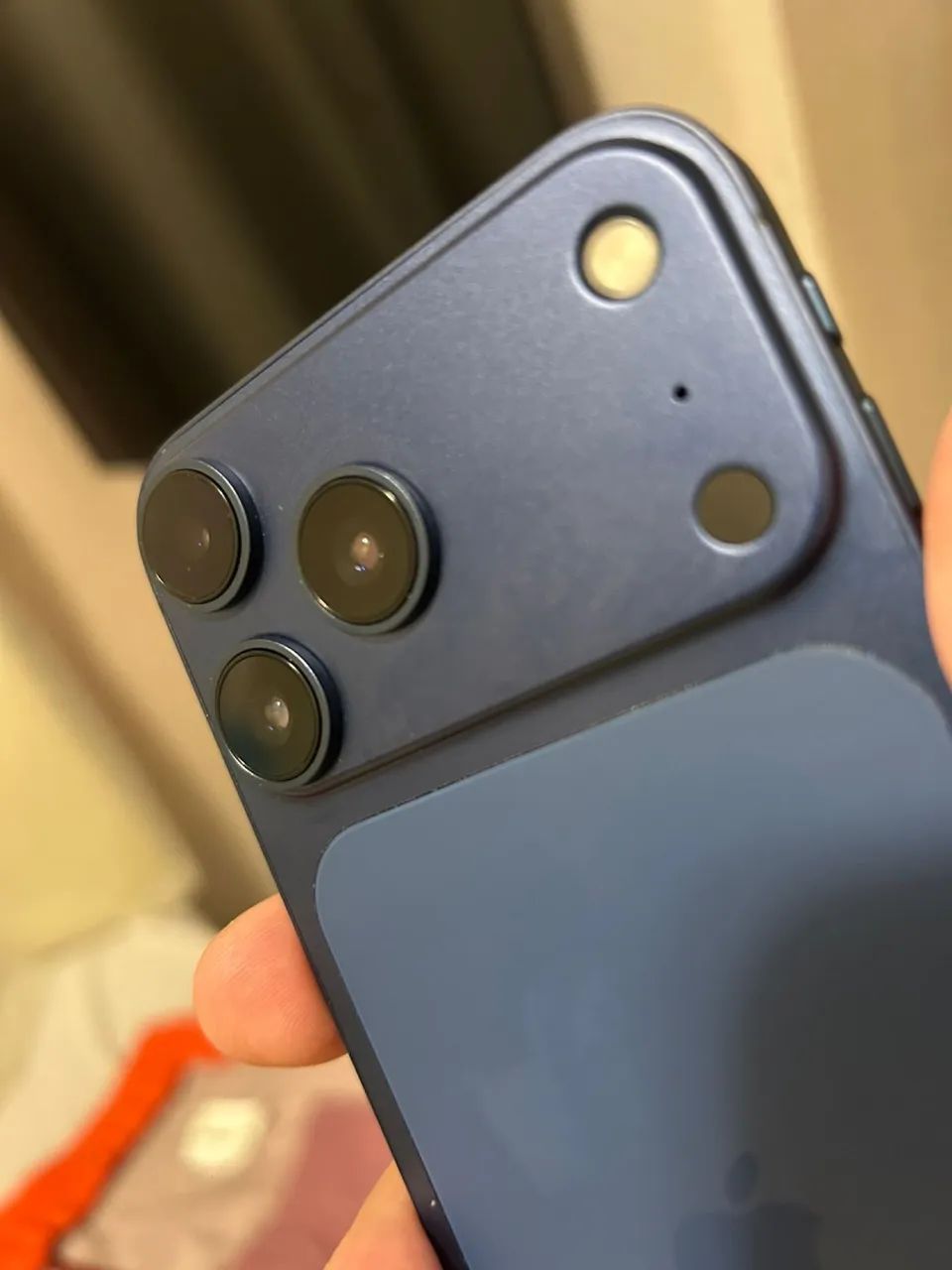 iPhone XR na carcaça do 17 pro azul - Foto 3