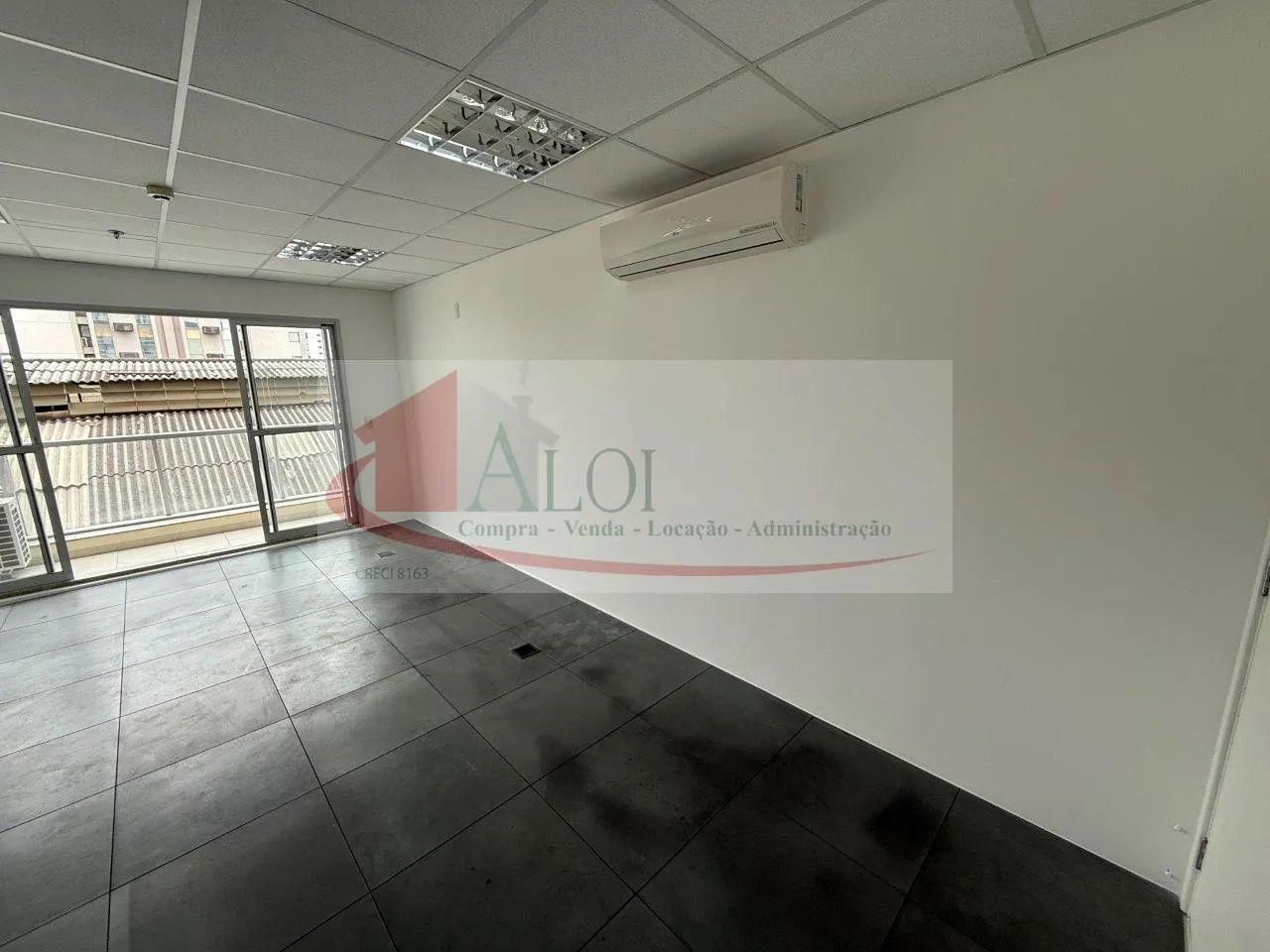 Sala / conjunto comercial com ar condicionado próximo ao fórum da Barra Funda