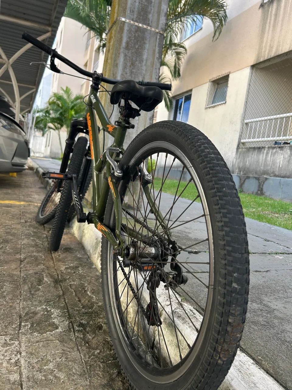 Vendo bicicleta caloi conservada nenhum defeito  - Foto 5
