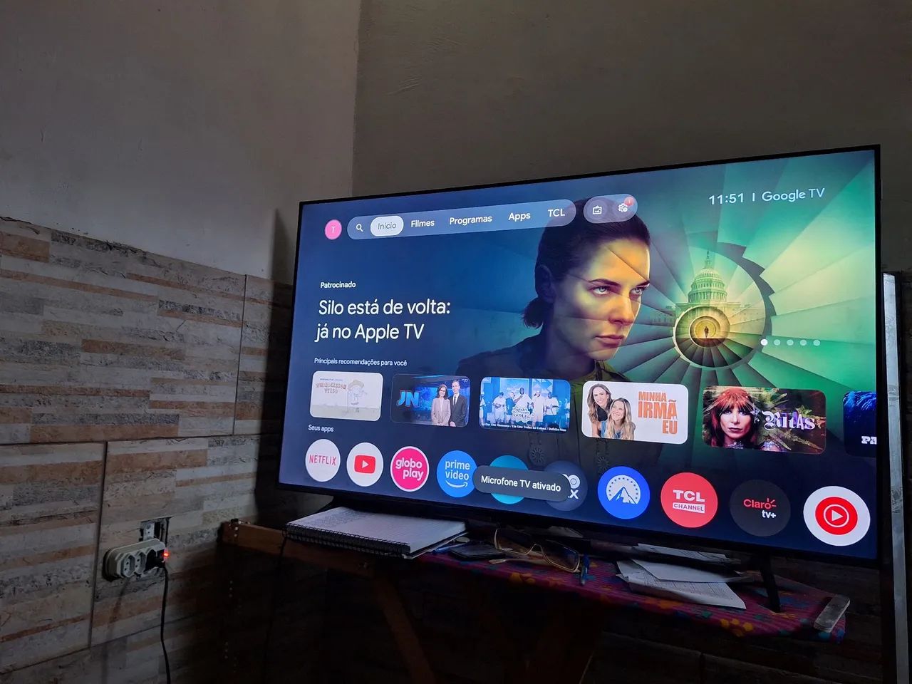 Vendo Tv 4k TCL 50 polegadas Semi nova. Pouco tempo de Uso - Foto 4