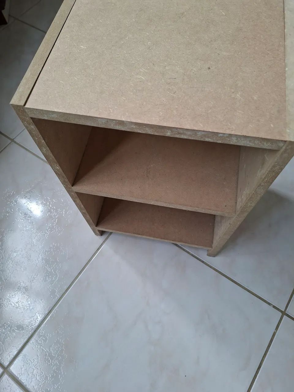 Vendo 2 Mesinhas de Cabeceira. - Foto 3