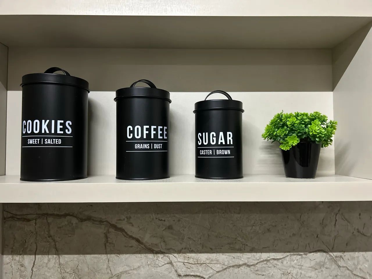 Latas de enfeite 